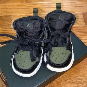 Infant Size 4C Black and Olive Green Jordan 1 Mid